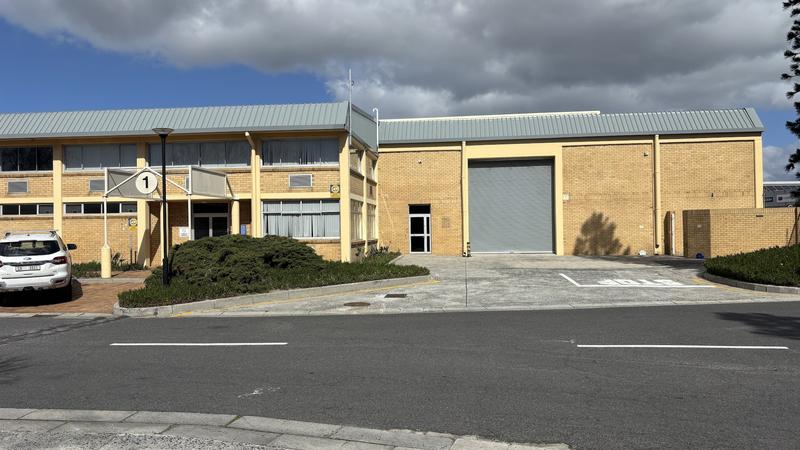 To Let commercial Property for Rent in Montague Gardens Western Cape
